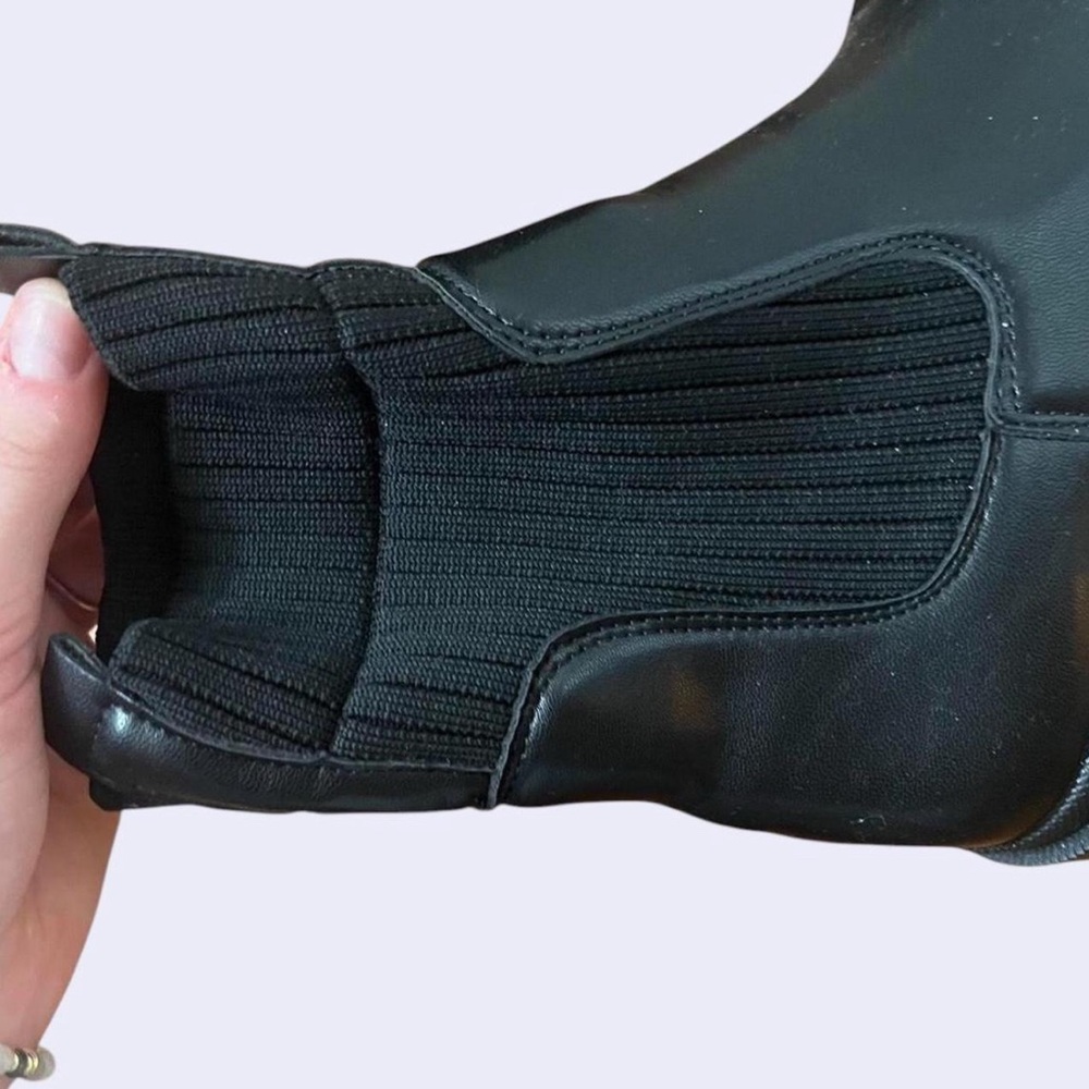 Black Leather Vintage Boots - Picture 5 of 6